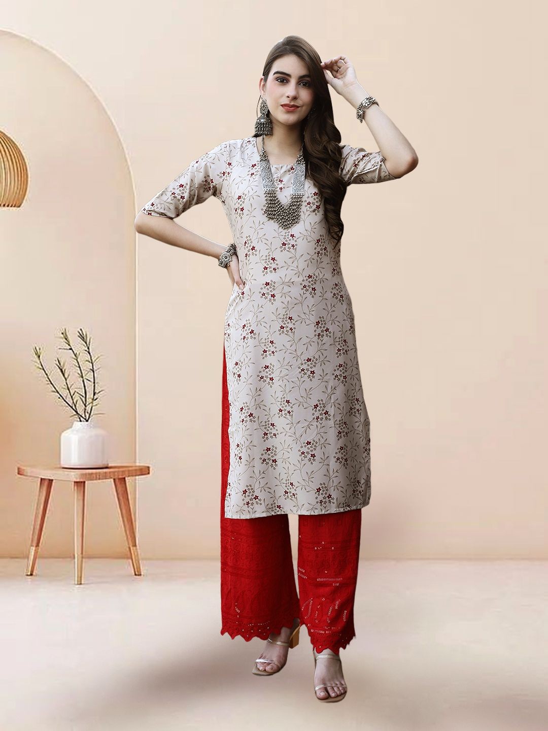 

7Threads Selection Of 6 Floral Printed Round Neck Straight Kurtas, Off white