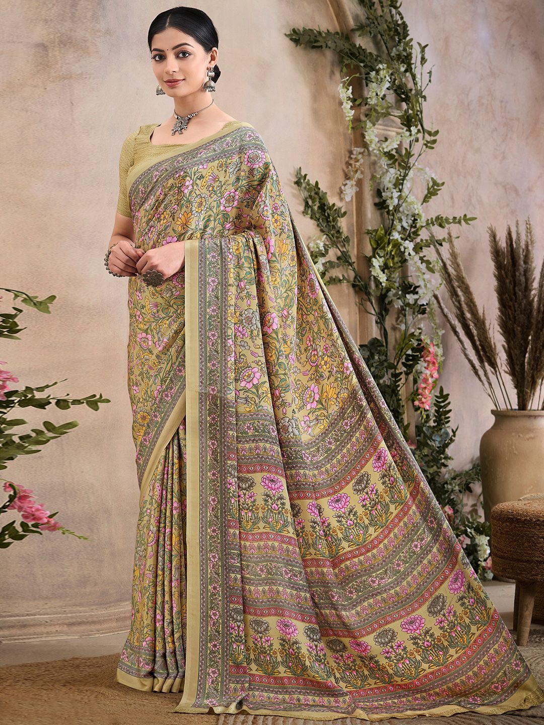 

Panzora Floral Poly Crepe Designer Saree, Beige