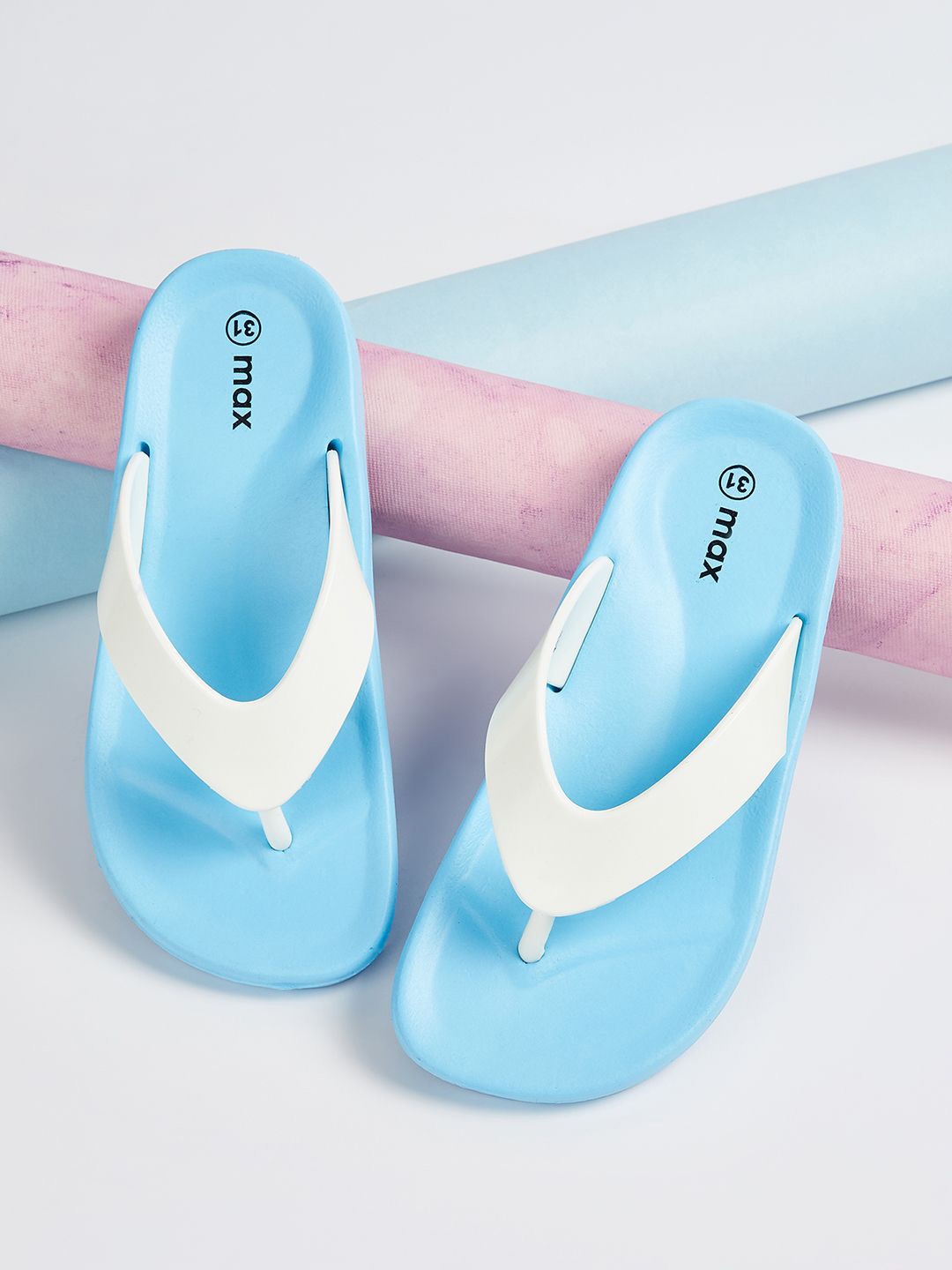 

max Girls Thong Flip-Flops, Blue