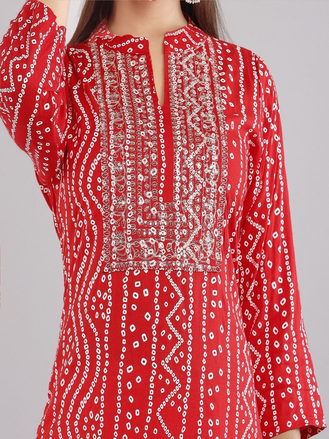 

ANNAYEMA APPARELS Mandarin Collar Bandhani Printed Straight Kurta, Red