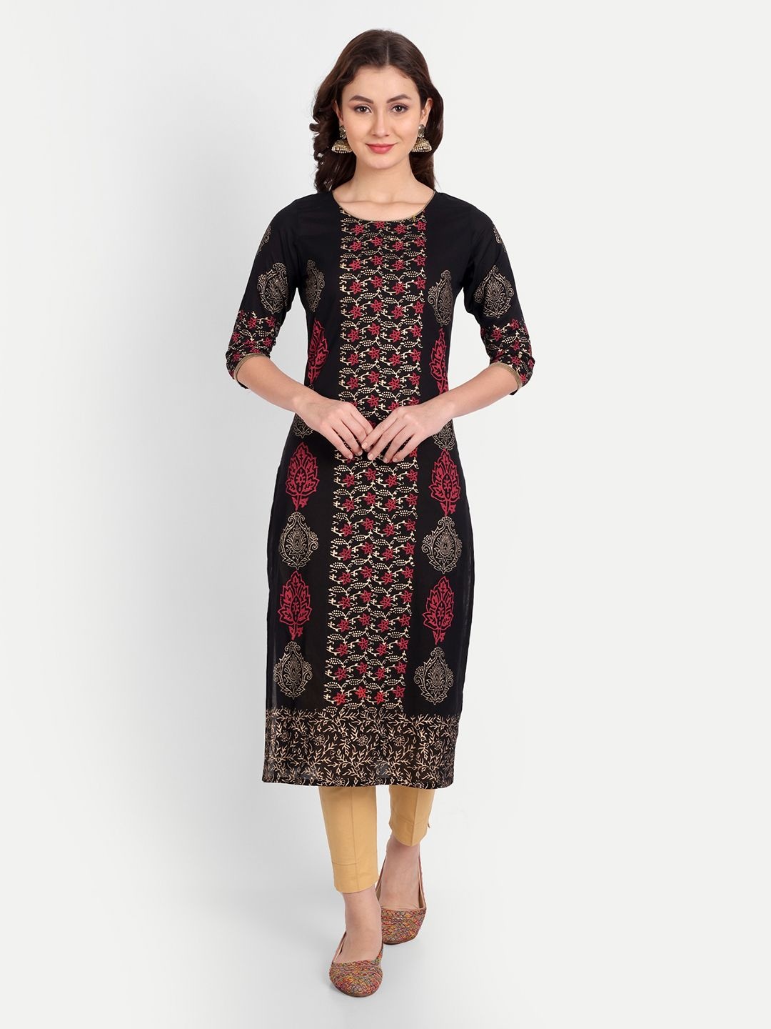 

Brownverse Floral Block Printed Round Neck Cotton Straight Kurta, Black