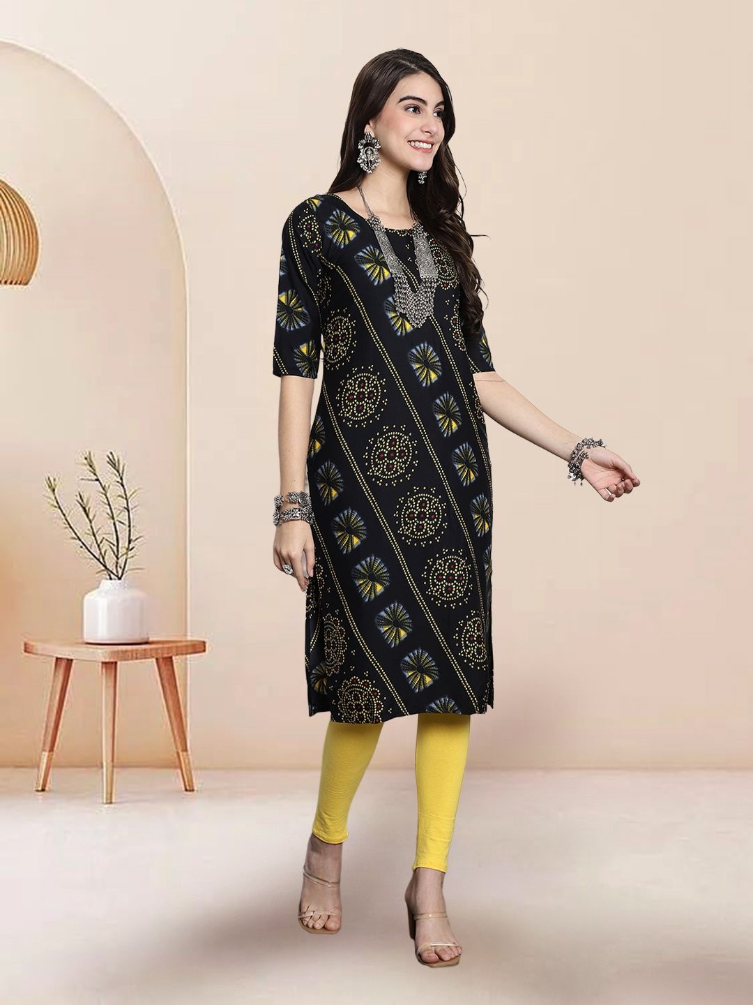 

7Threads Selection Of 2 Bandhani Printed Round Neck Kurtas, Black