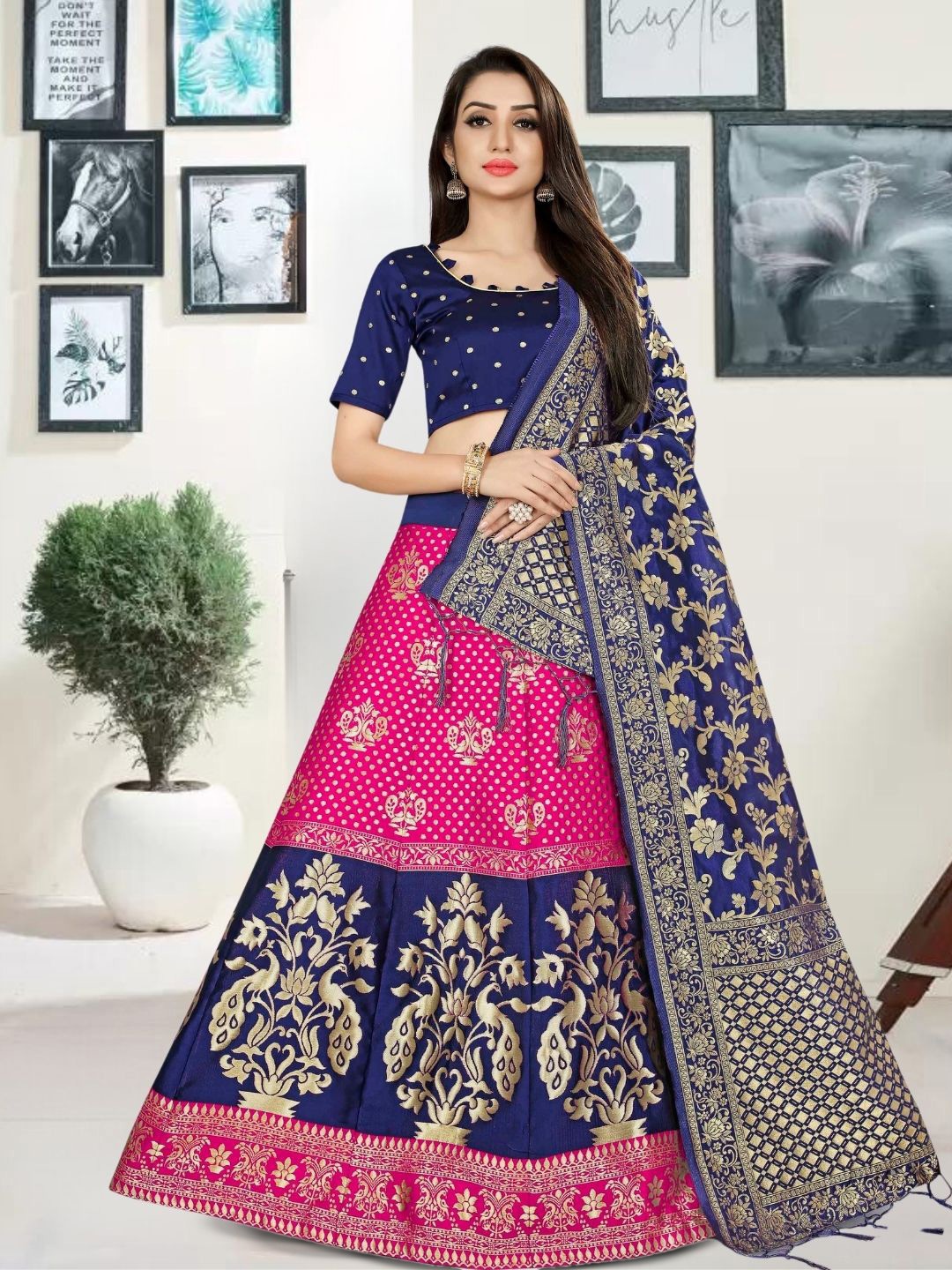 

MAGMINA Ethnic Motifs Woven Design Semi-Stitched Lehenga & Unstitched Blouse With Dupatta, Pink