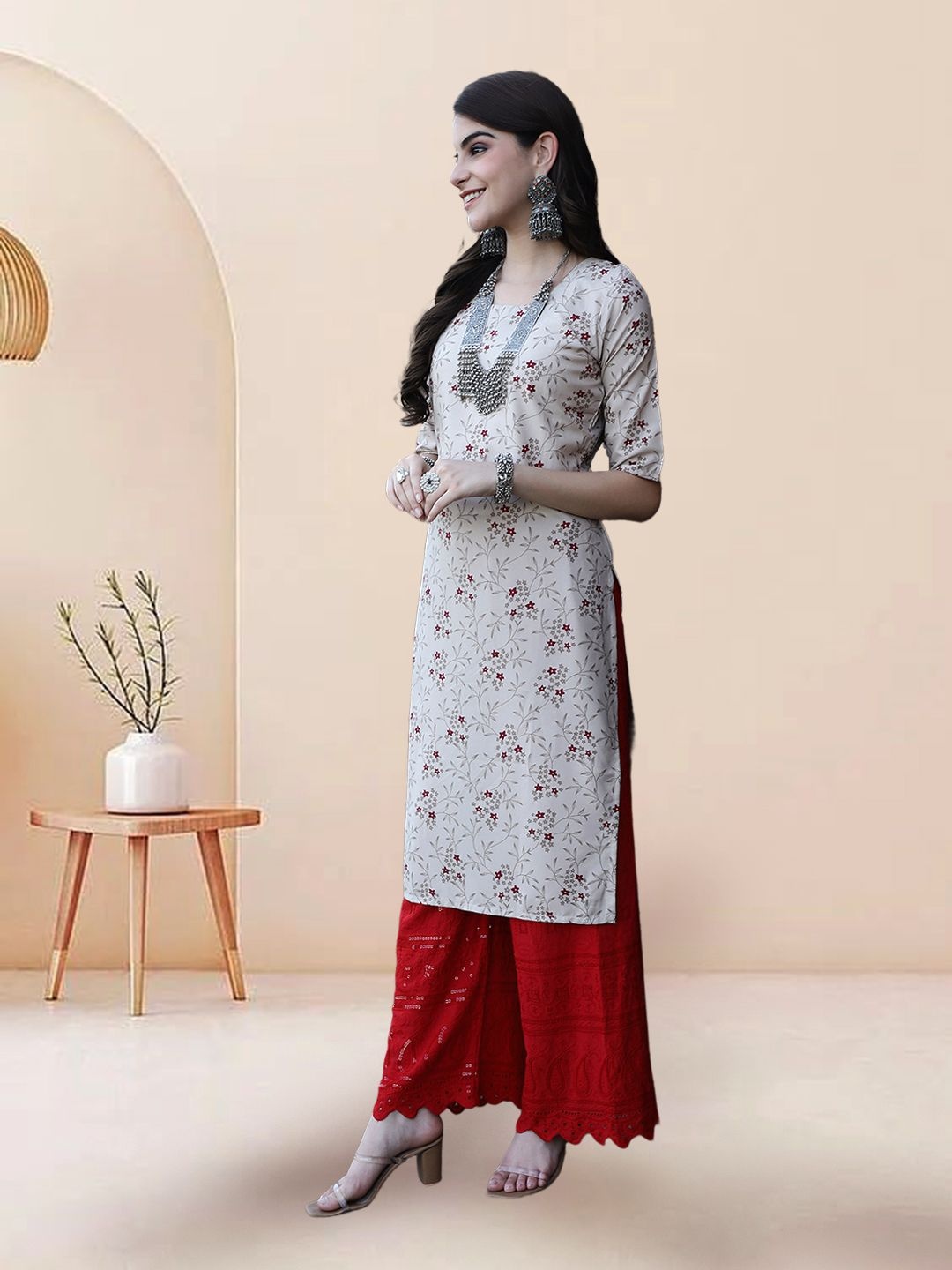 

7Threads Selection Of 4 Floral Printed Round Neck Straight Kurtas, Brown