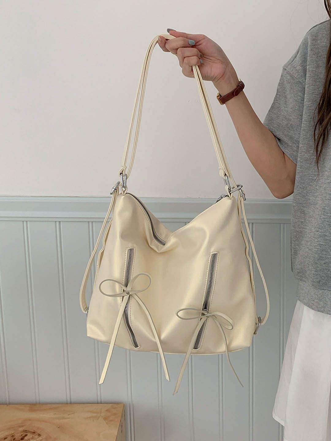 

StyleCast Shopper Handheld Bag with Tasselled, Off white