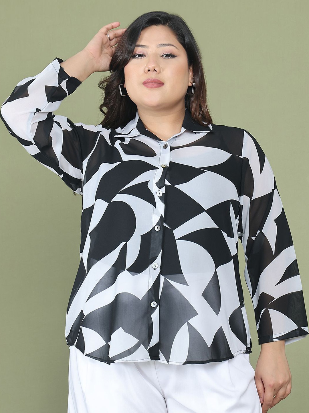 

theRebelinme Women Plus Size Spread Collar Abstract Printed Casual Shirt, Black