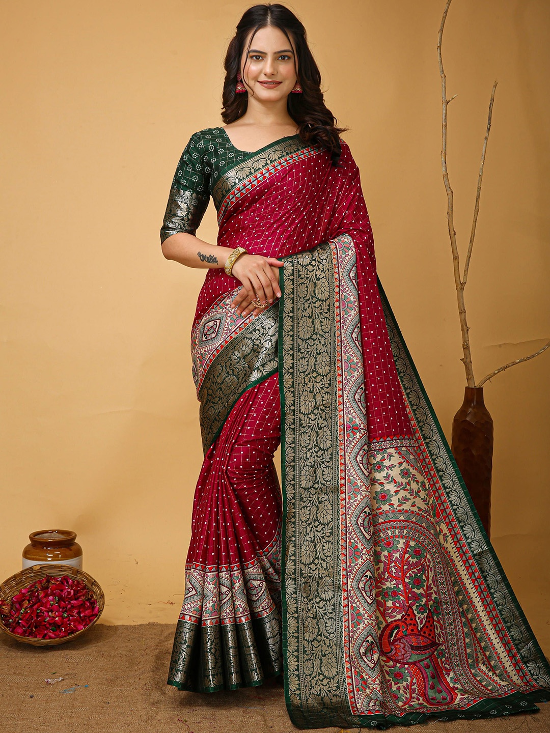 

KAYOMMI Kalamkari Printed Zari Kanjeevaram Saree, Red