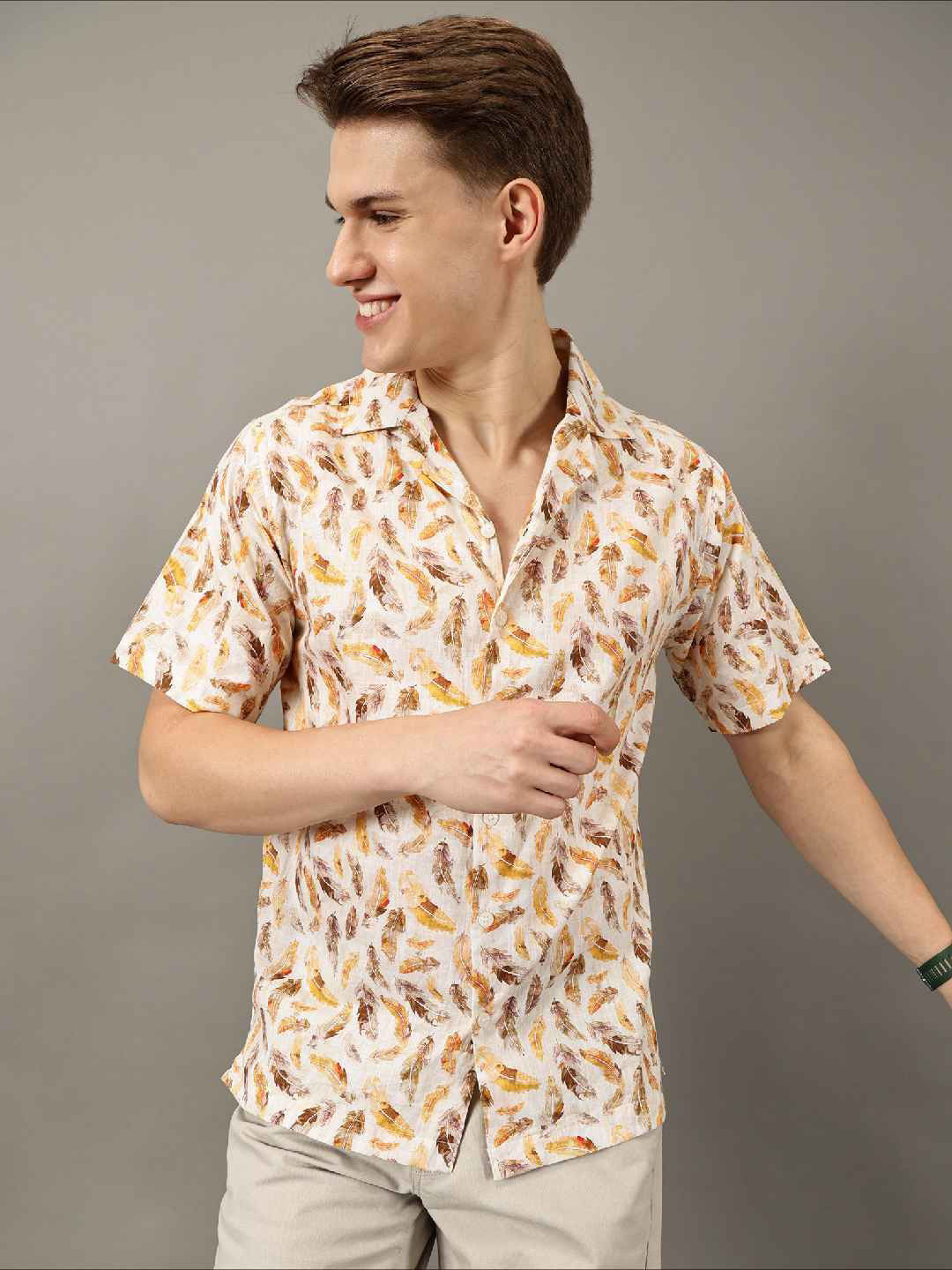 

Jilmil Men Classic Floral Opaque Printed Casual Shirt, Orange