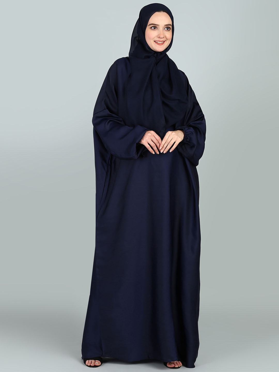 

BROKE BRAND Round Neck Kaftan Abaya, Blue