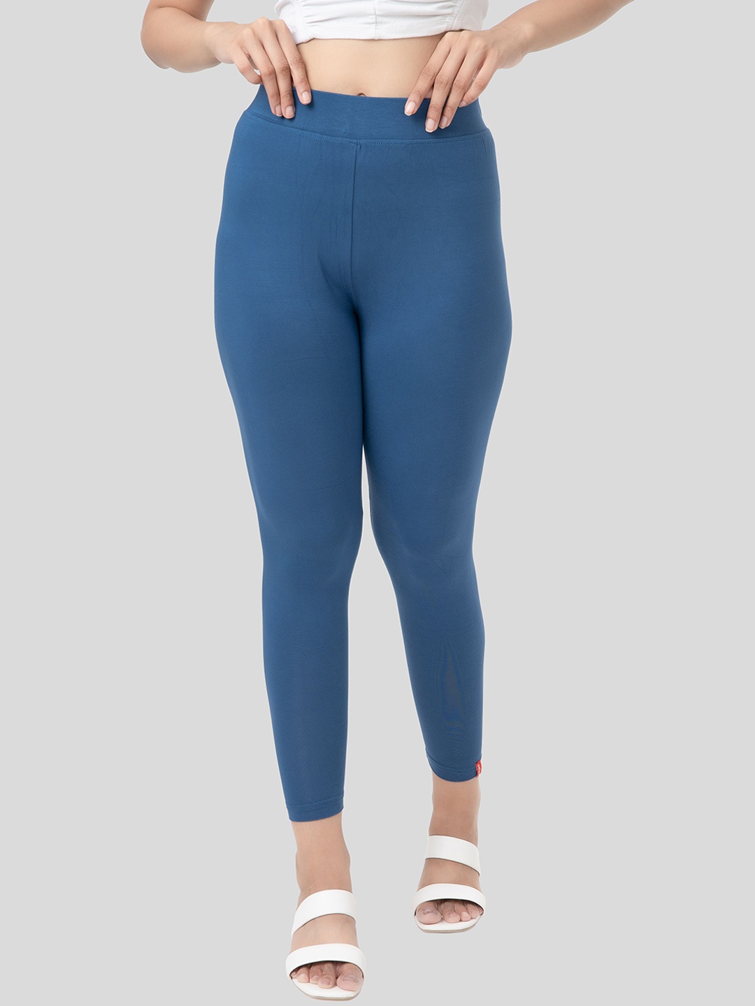 

Selsia Women Pure Cotton Ankle-Length Leggings, Blue