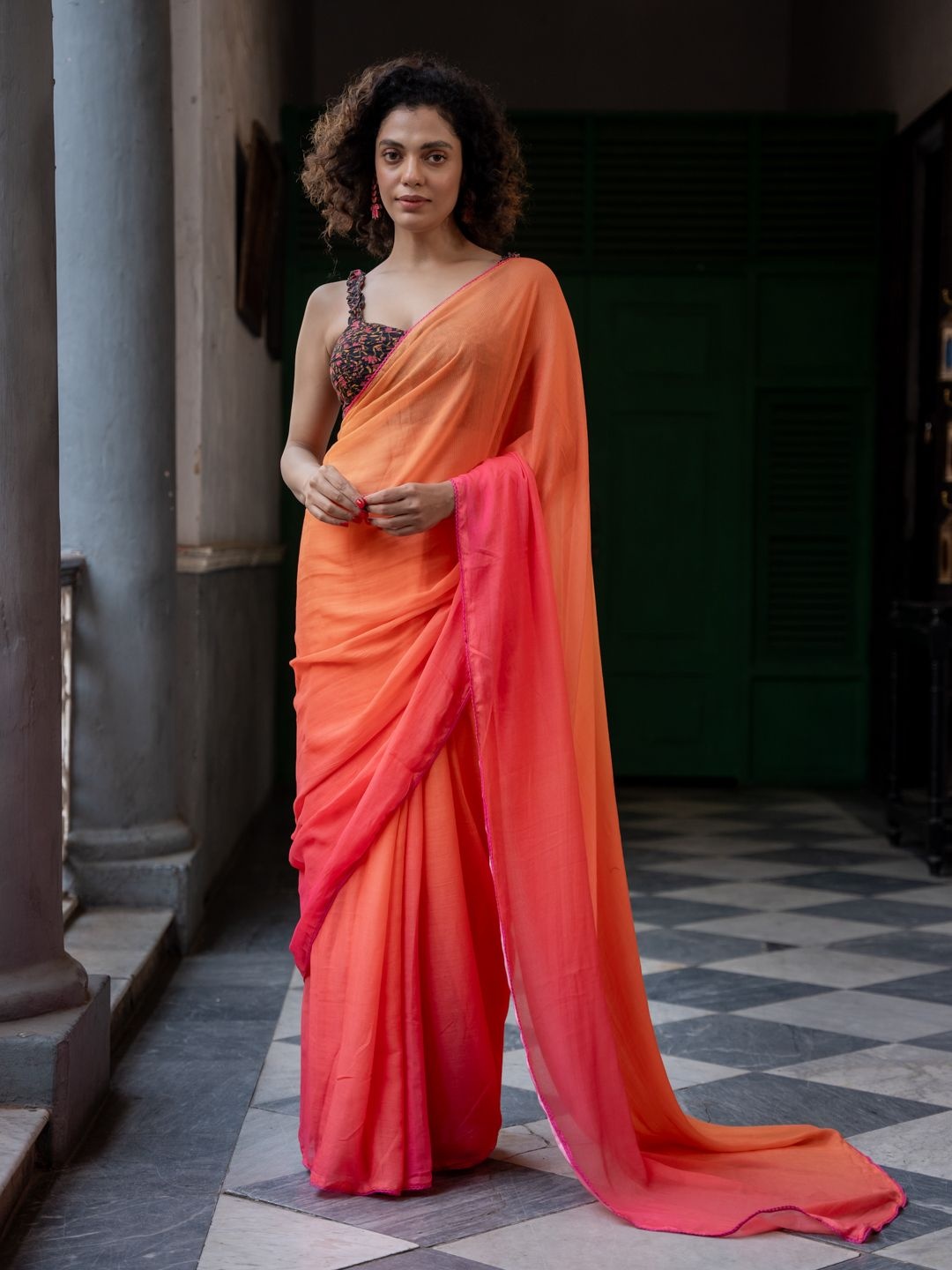 

Suta Multi Color Cotton Blend Saree., Orange