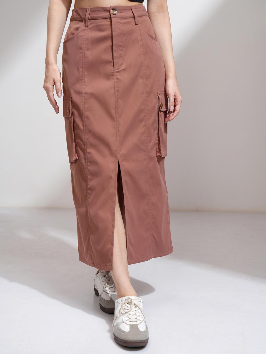 

Tokyo Talkies Women Straight Fit Cargo Pocketing Front Fly Zipper Skirt, Burgundy