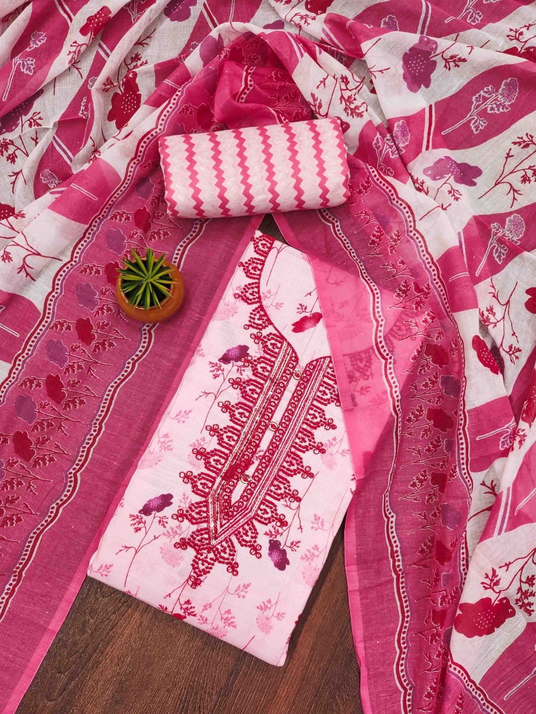 

Maroosh Floral Embroidered Cotton Sequinned Unstitched Dress Material, Pink