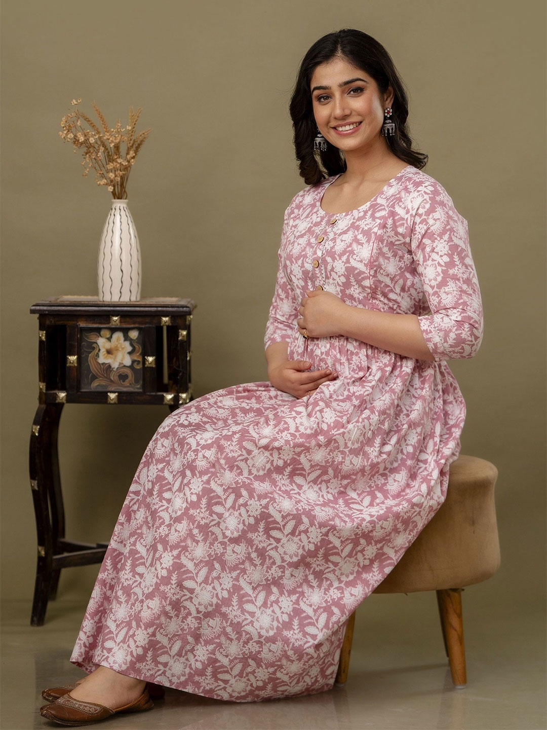 

Tulsiram Women Floral Printed Cotton Maternity Ethnic Dress, Peach