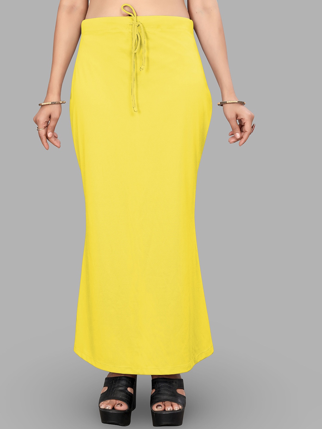 

NEXSUS Women Saree Shapewear, Yellow