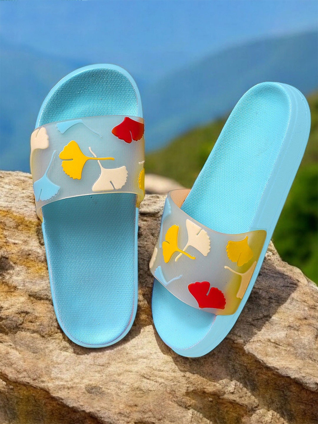 

KAPYANSH Women Printed Rubber Sliders, Blue