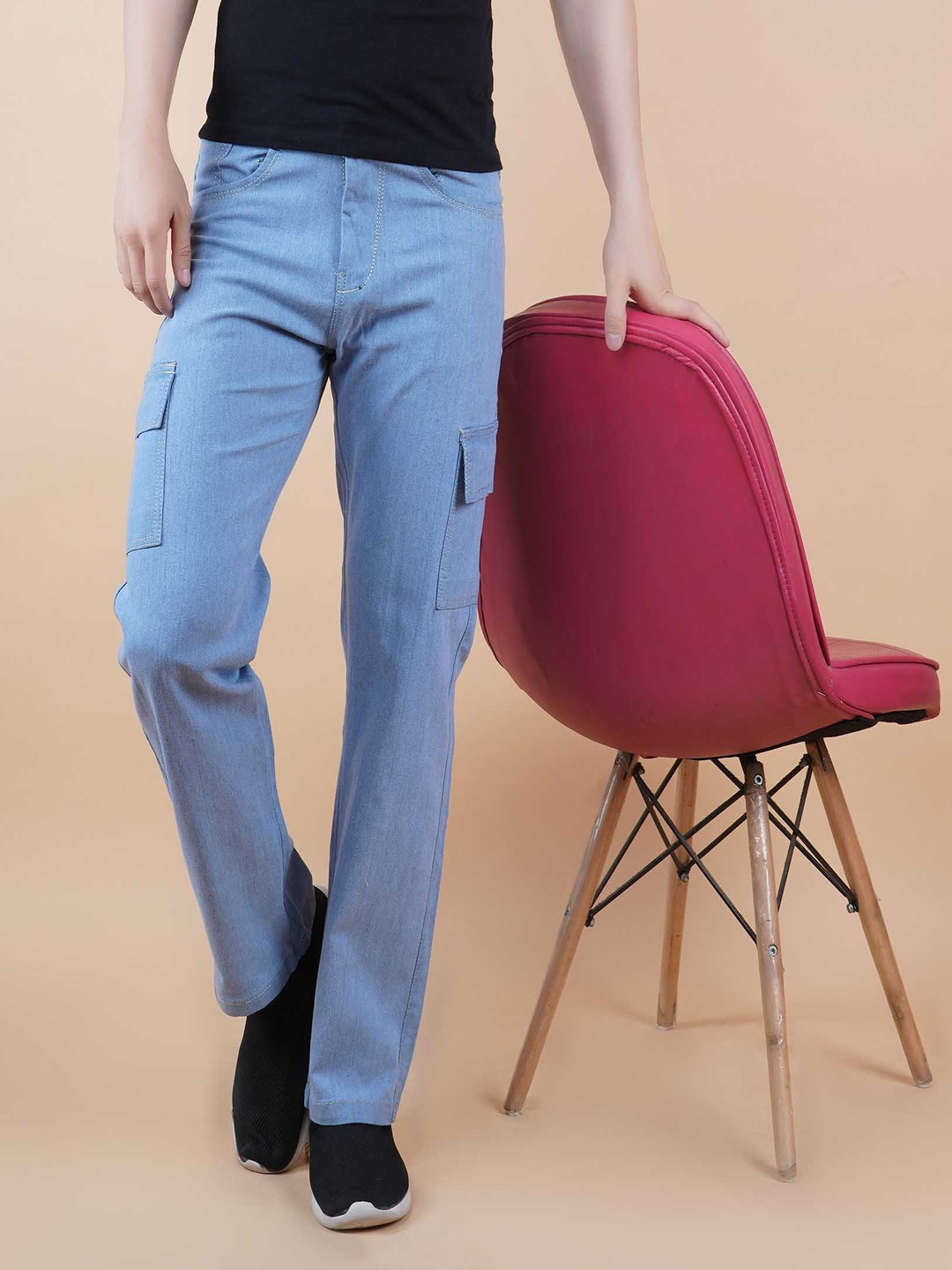 

COMFITS Men Classic Relaxed Fit Mid-Rise Light Fade Cotton Cargo Jeans, Blue