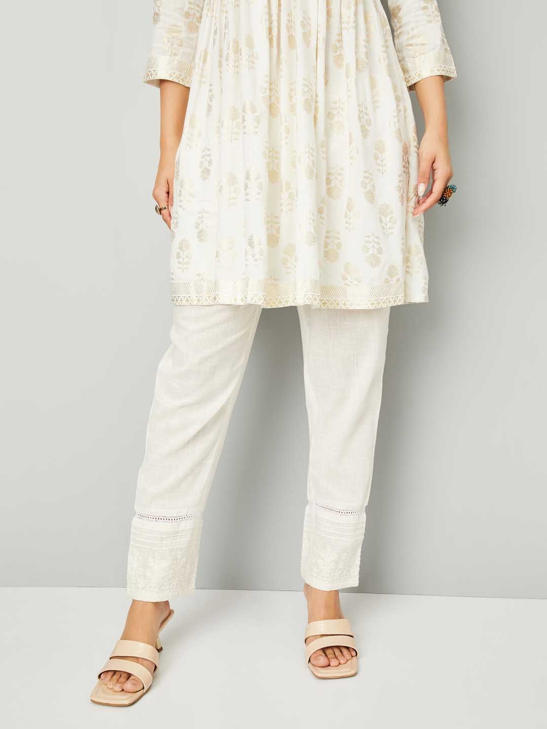 

max Women Cotton Mid-Rise Trousers, Beige