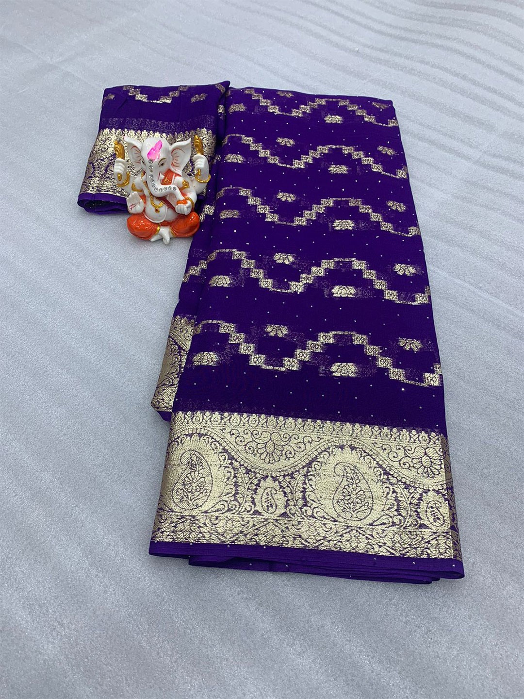 

PAYAL CREATION Ethnic Motifs Zari Pure Georgette Saree, Navy blue