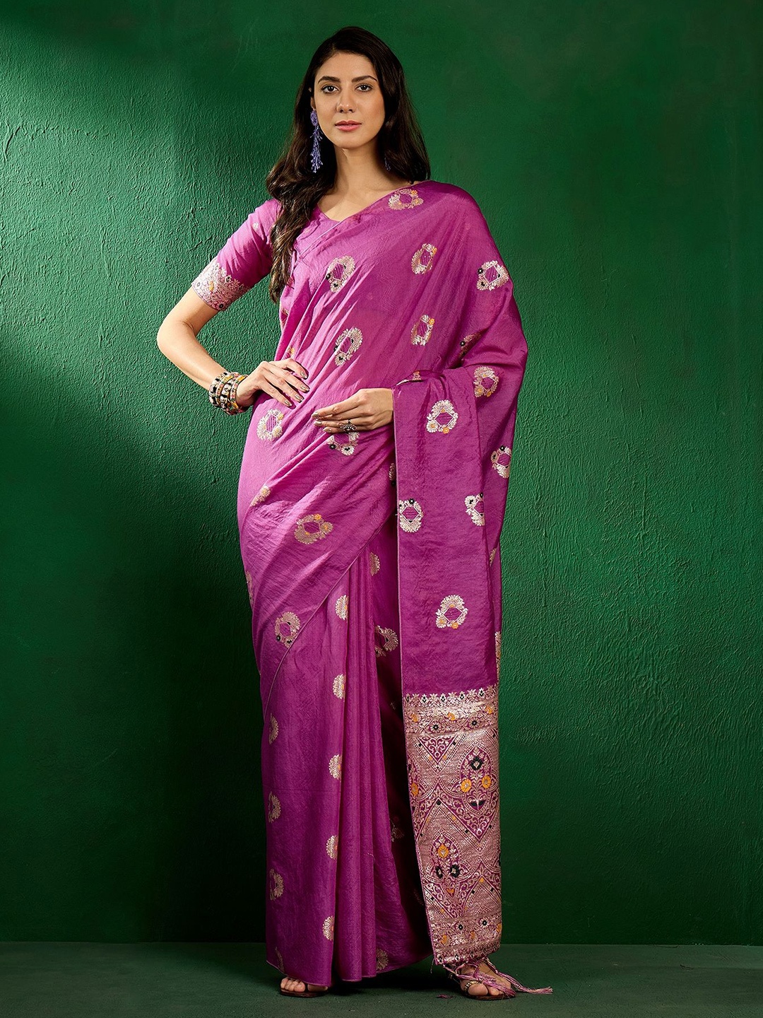 

Mitera Woven Design Zari Banarasi Saree, Lavender