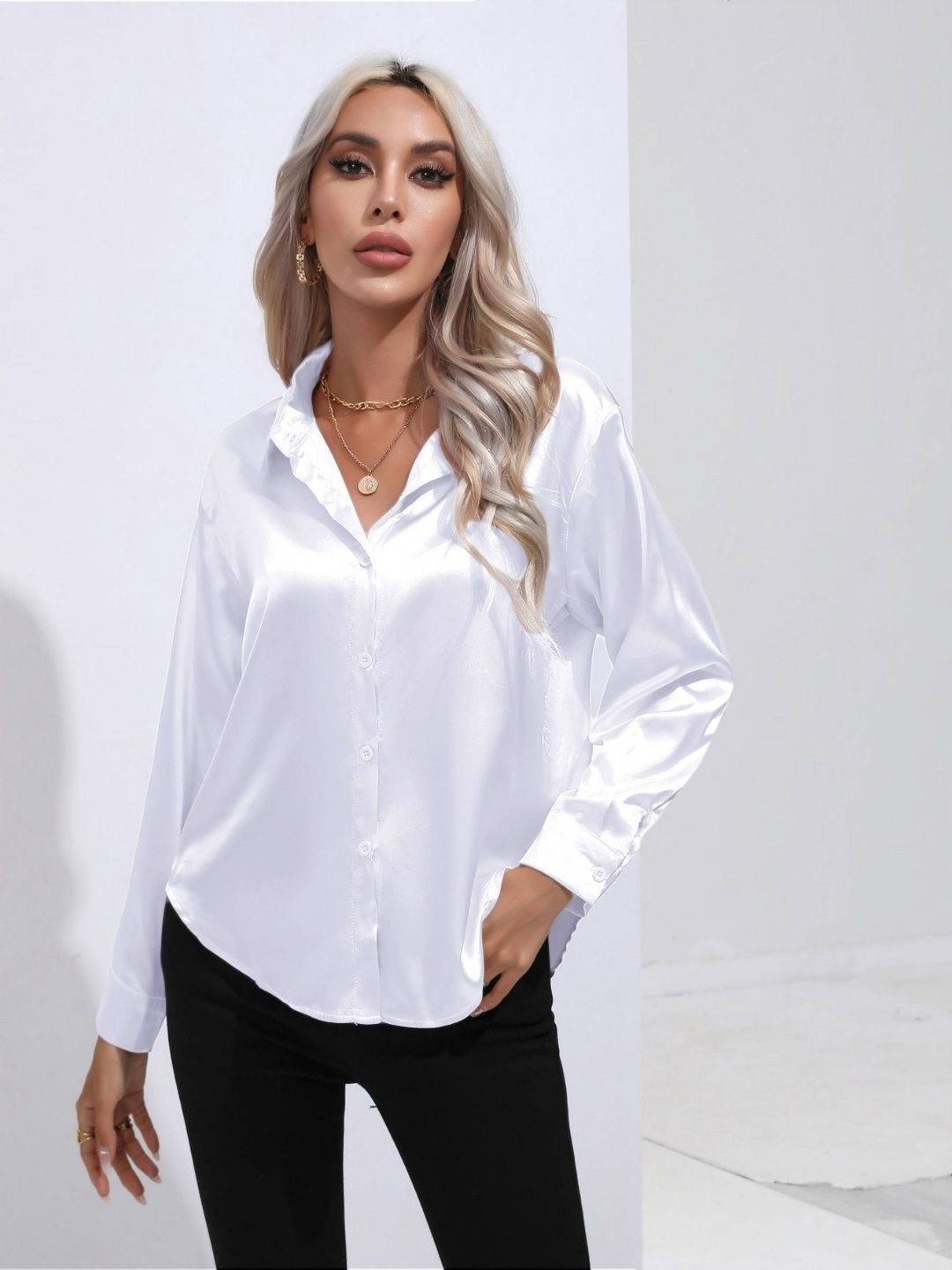 

Oh Rare Women Henley Neck Pockets T-shirt, White