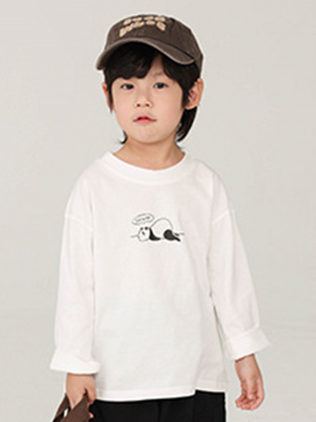 

LULU & SKY Boys Typography Printed Applique T-shirt, White