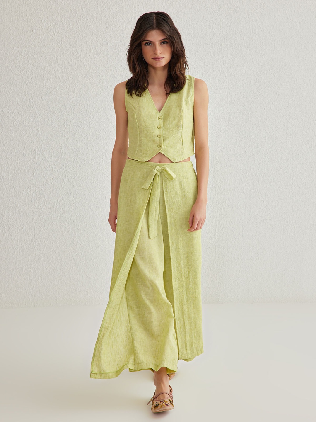 

Trendyol V Neck Sleeveless Shirt With Trousers, Green