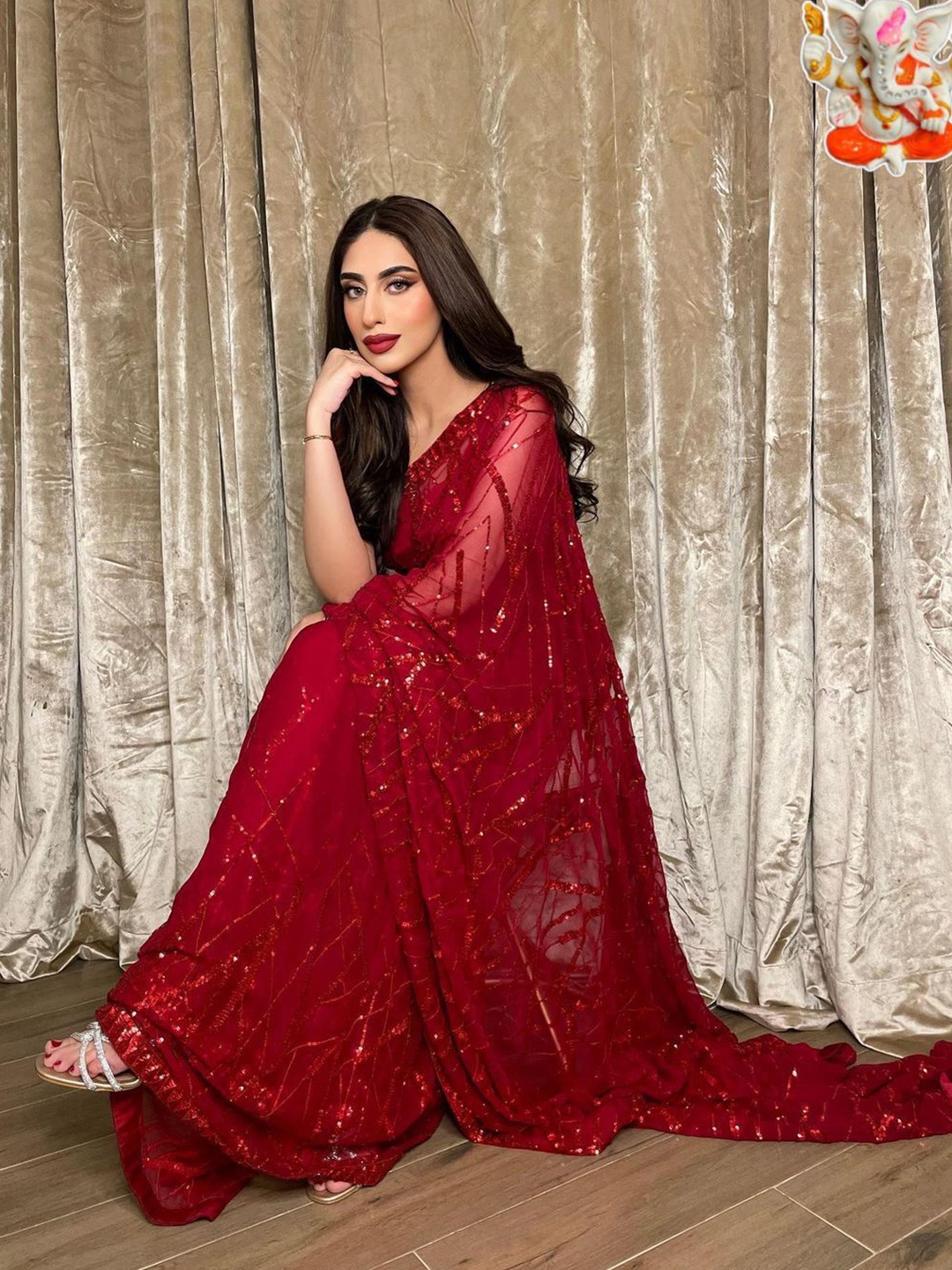 

PAYAL CREATION Pure Georgette Saree, Red