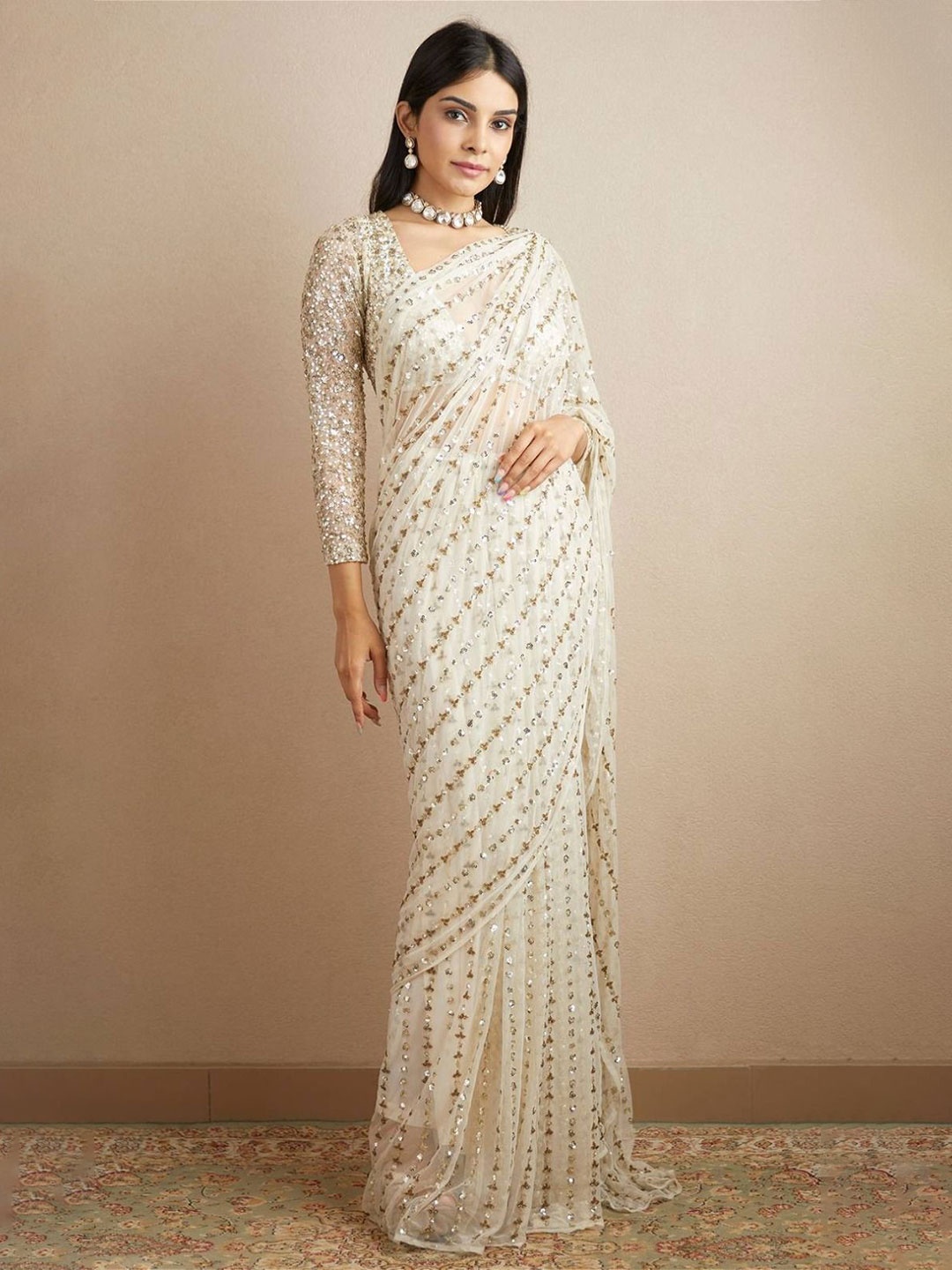 

PAYAL CREATION Striped Beads and Stones Pure Georgette Saree, White