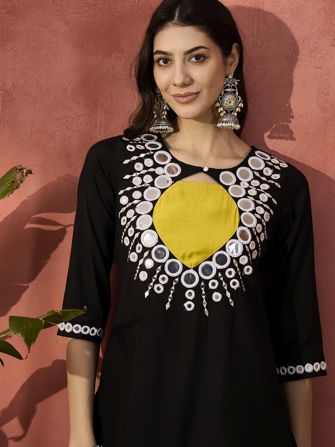 

Sangria Black And White Mirror Work Round Neck Tunic With Trousers
