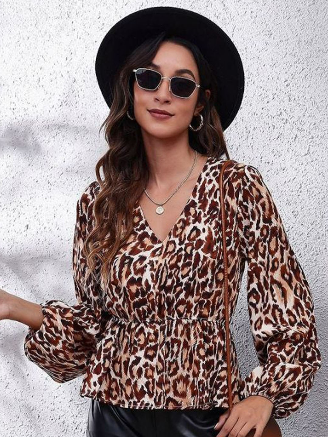 

Oh Rare Animal Print Top, Coffee brown