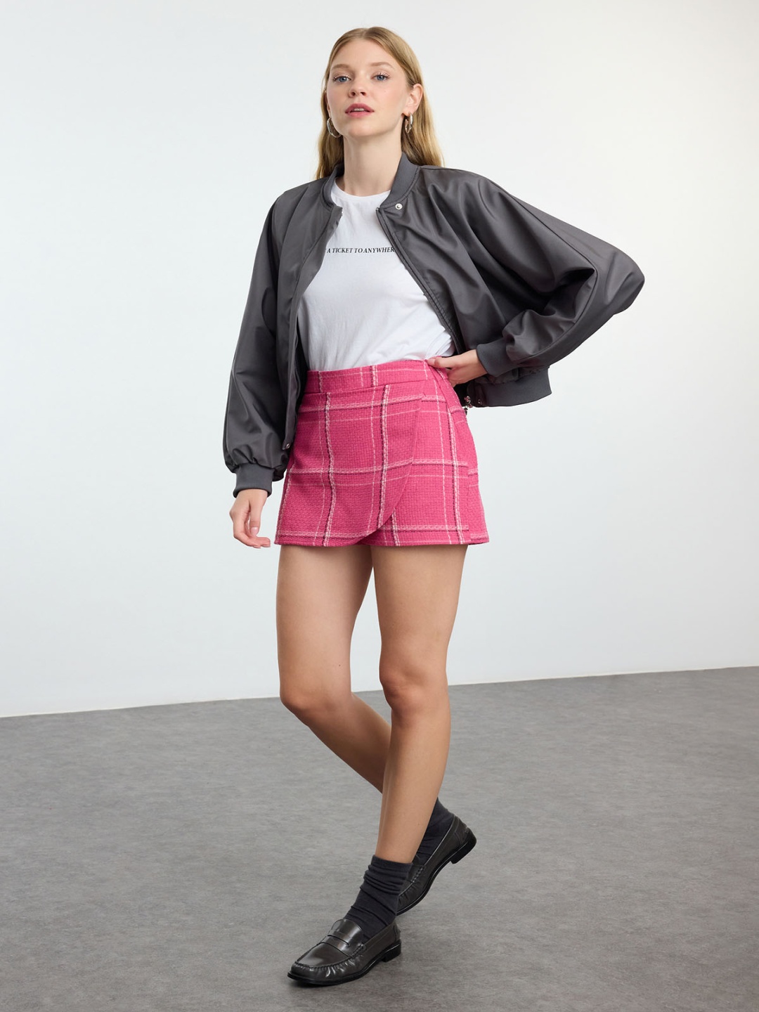 

Trendyol Women Checked Cotton Shorts, Pink