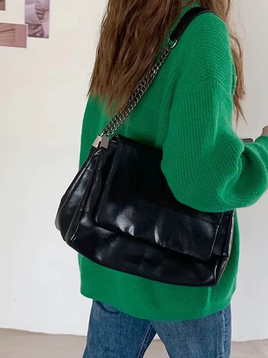 

StyleCast Colourblocked Bucket Hobo Bag with Quilted, Black