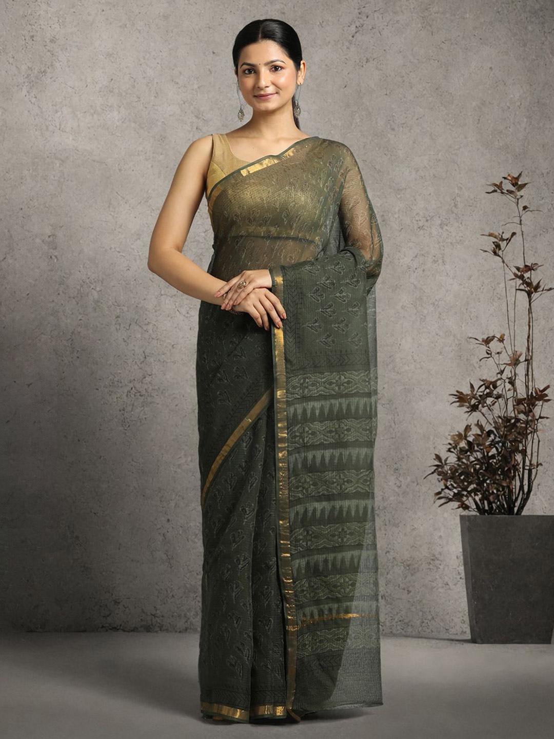 

Suha Bagh Zari Pure Cotton Kota Saree, Green