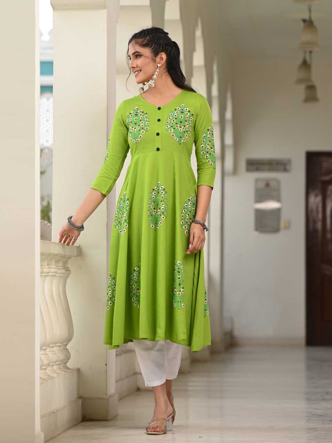 

Moda Rapido Floral Printed Round Neck Anarkali Kurta, Green