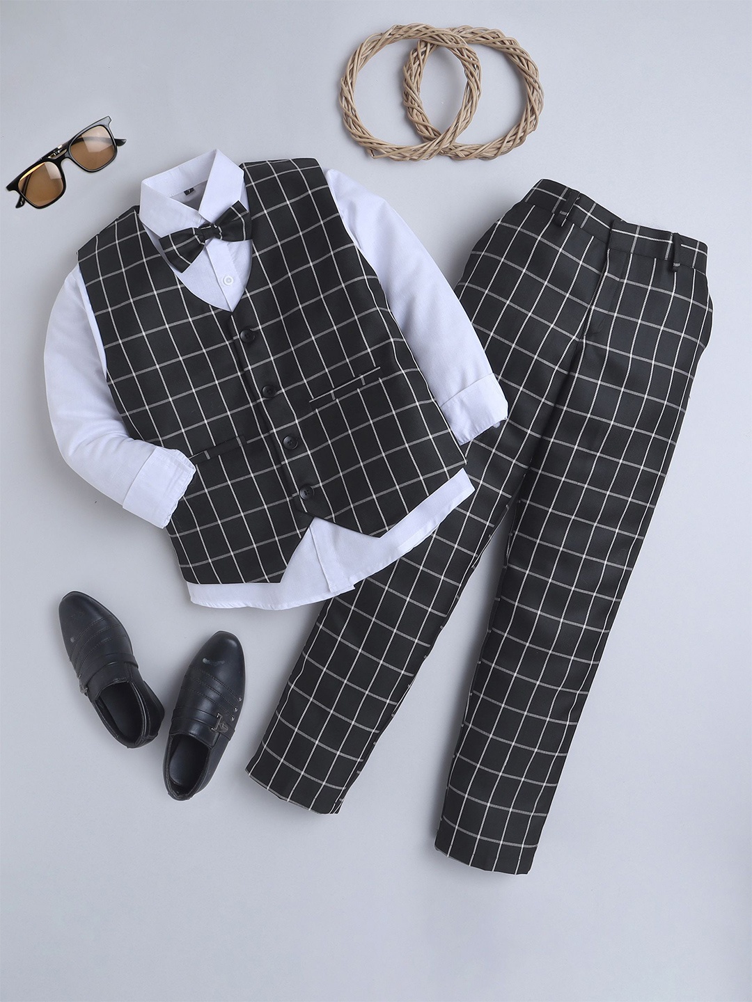 

Jeetethnics Boys Checked 3-Pcs Suits, Black