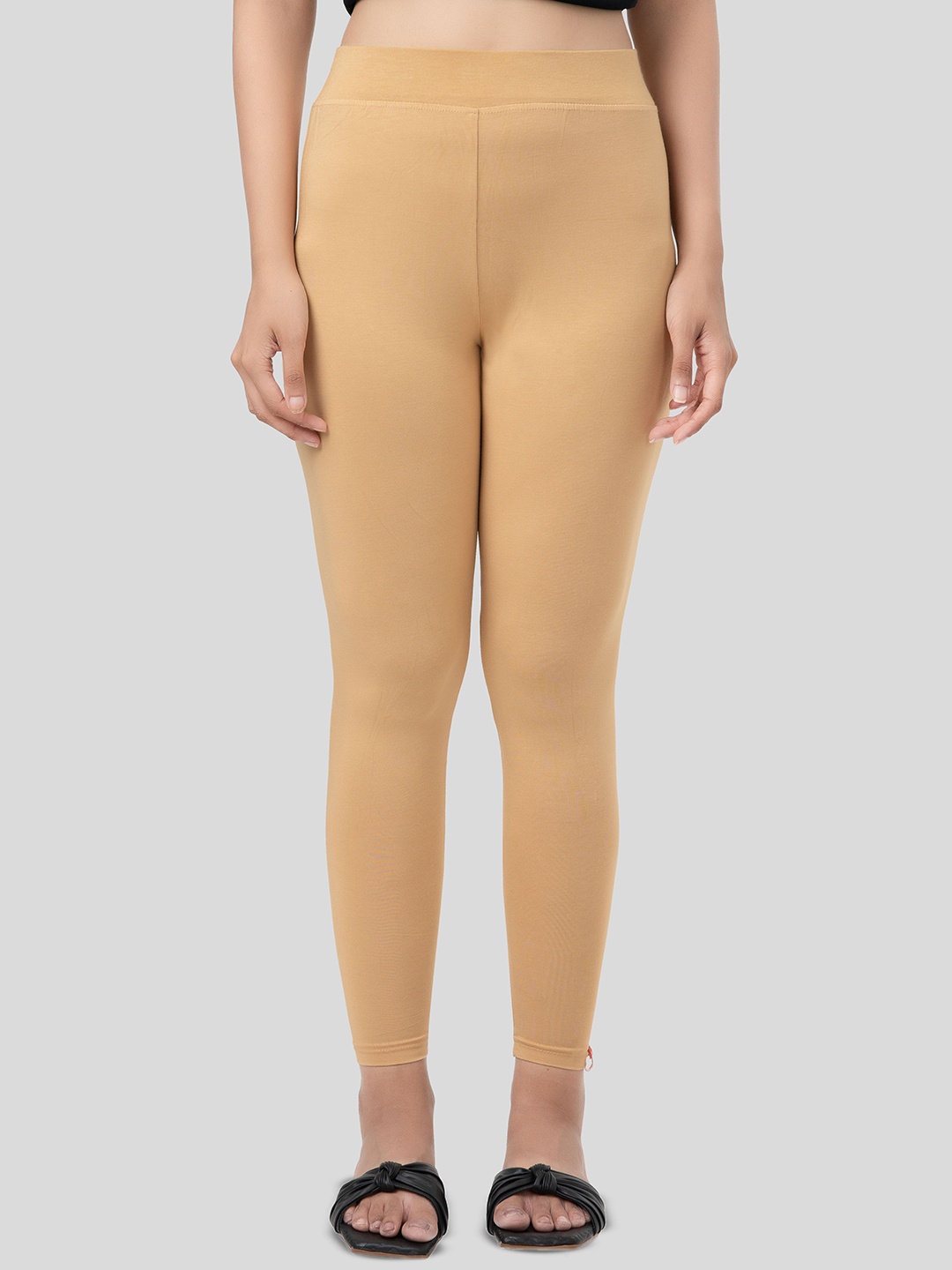 

Selsia Pure Cotton Ankle-Length Leggings, Beige