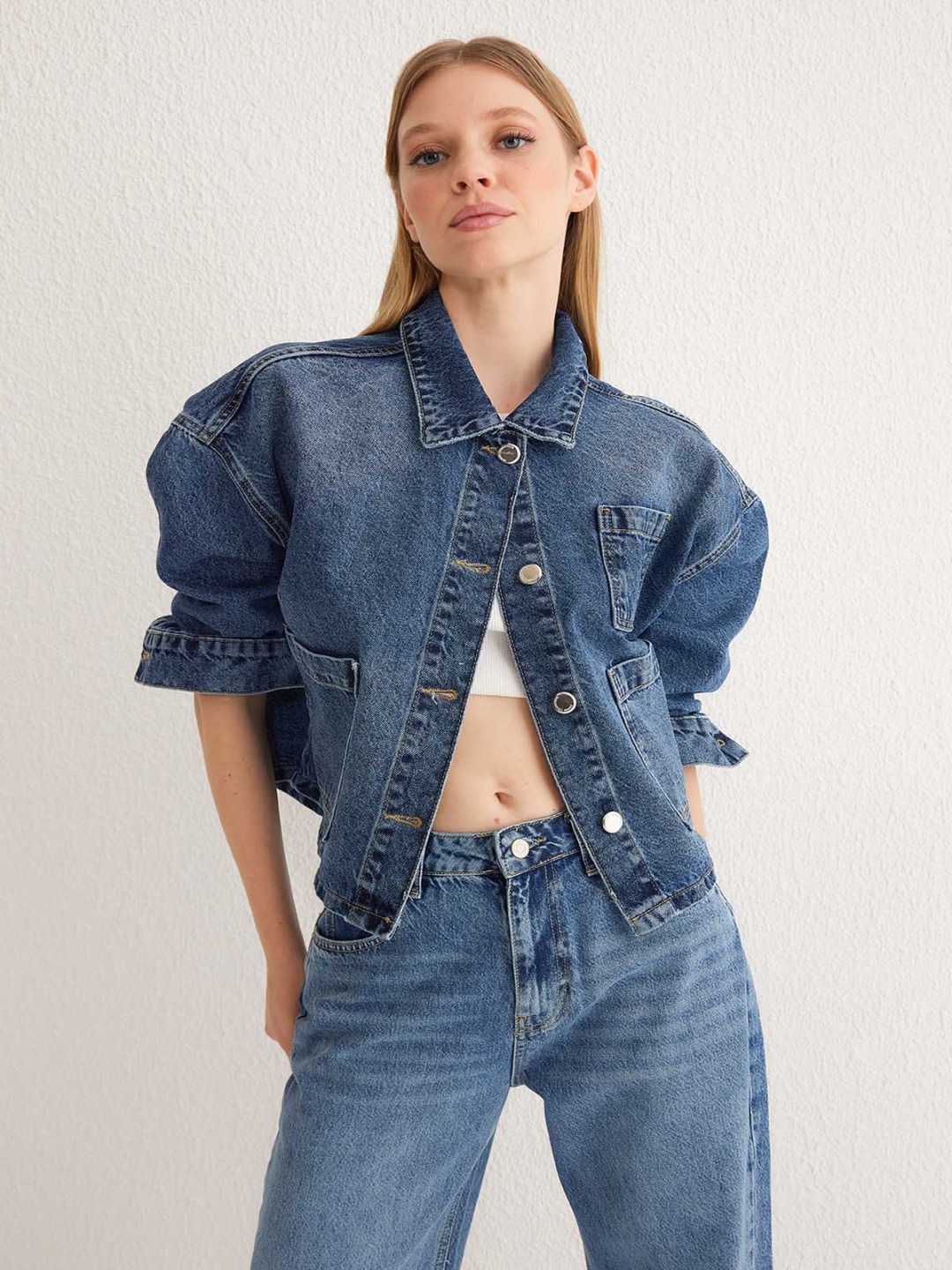 

Trendyol Women Spread Collar Solid Cotton Casual Denim Jacket, Blue
