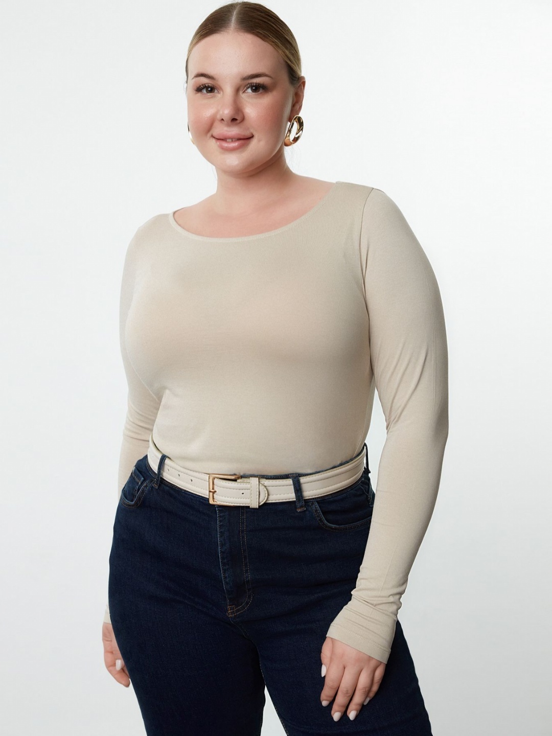 

Trendyol Women High Neck Drop-Shoulder Sleeves Pockets T-shirt, Na