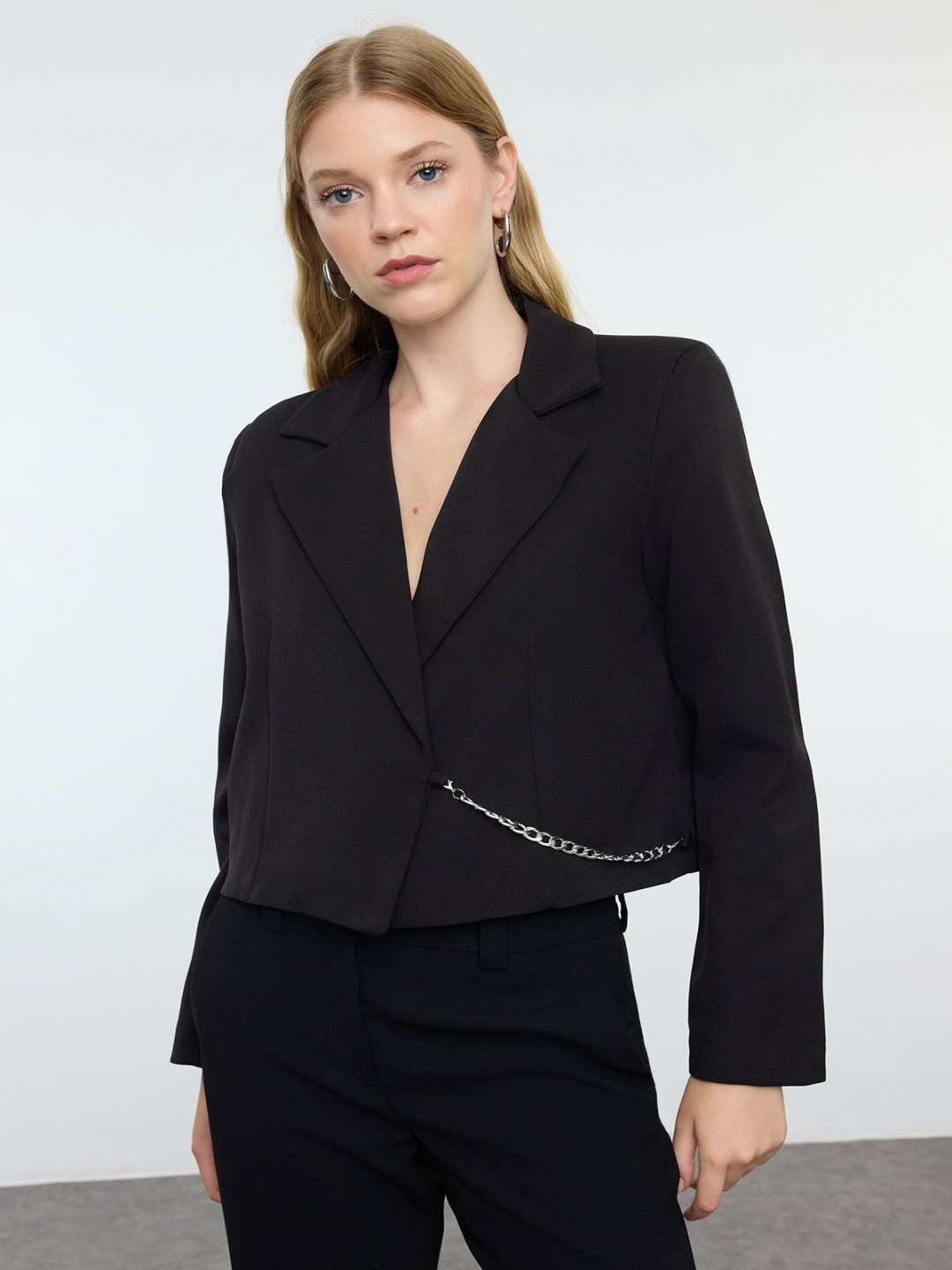 

Trendyol Women Lapel Collar Solid Casual Tailored Jacket, Black