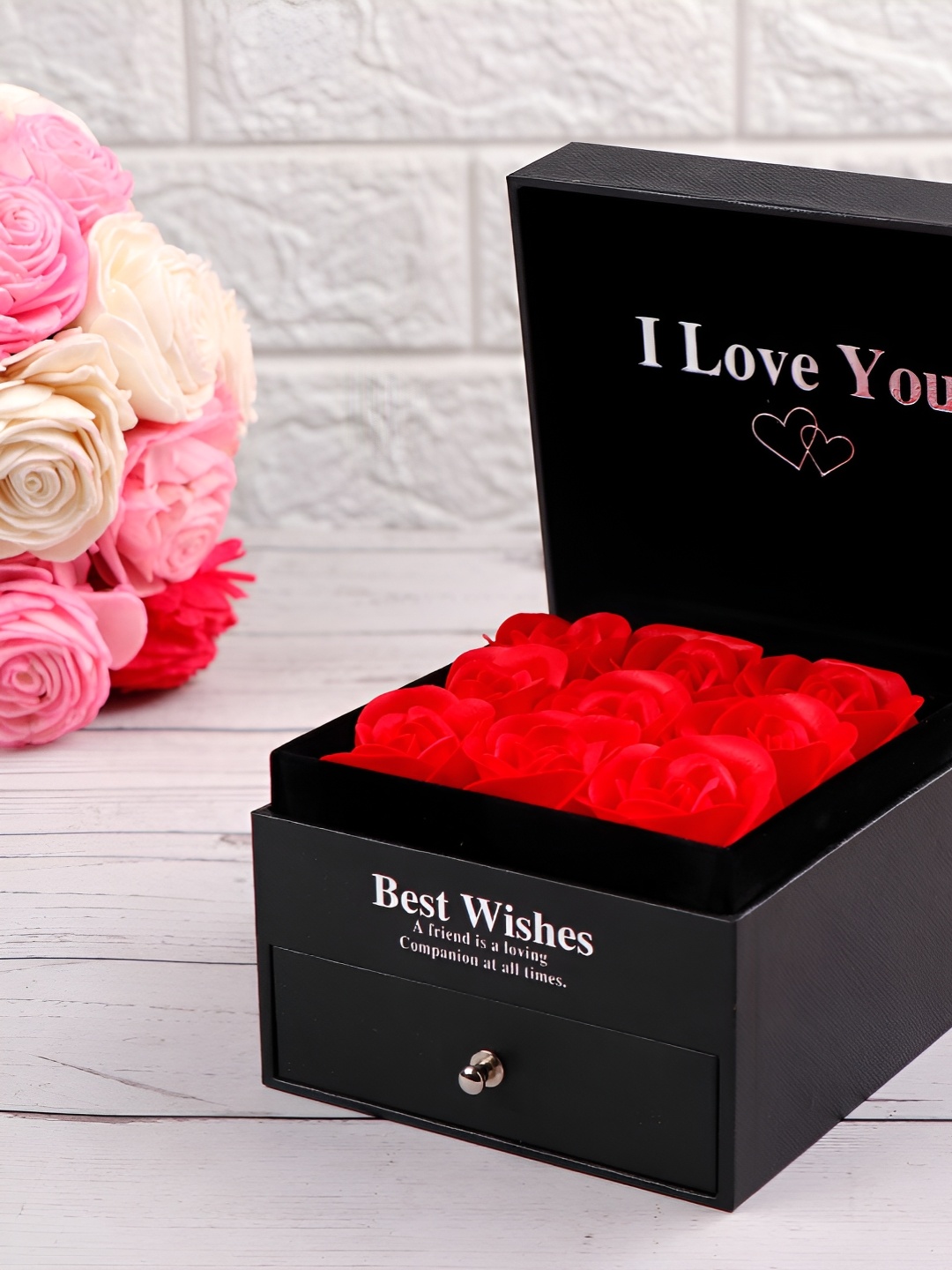 

Archies Black Garden of Rose Proposing Ring Box