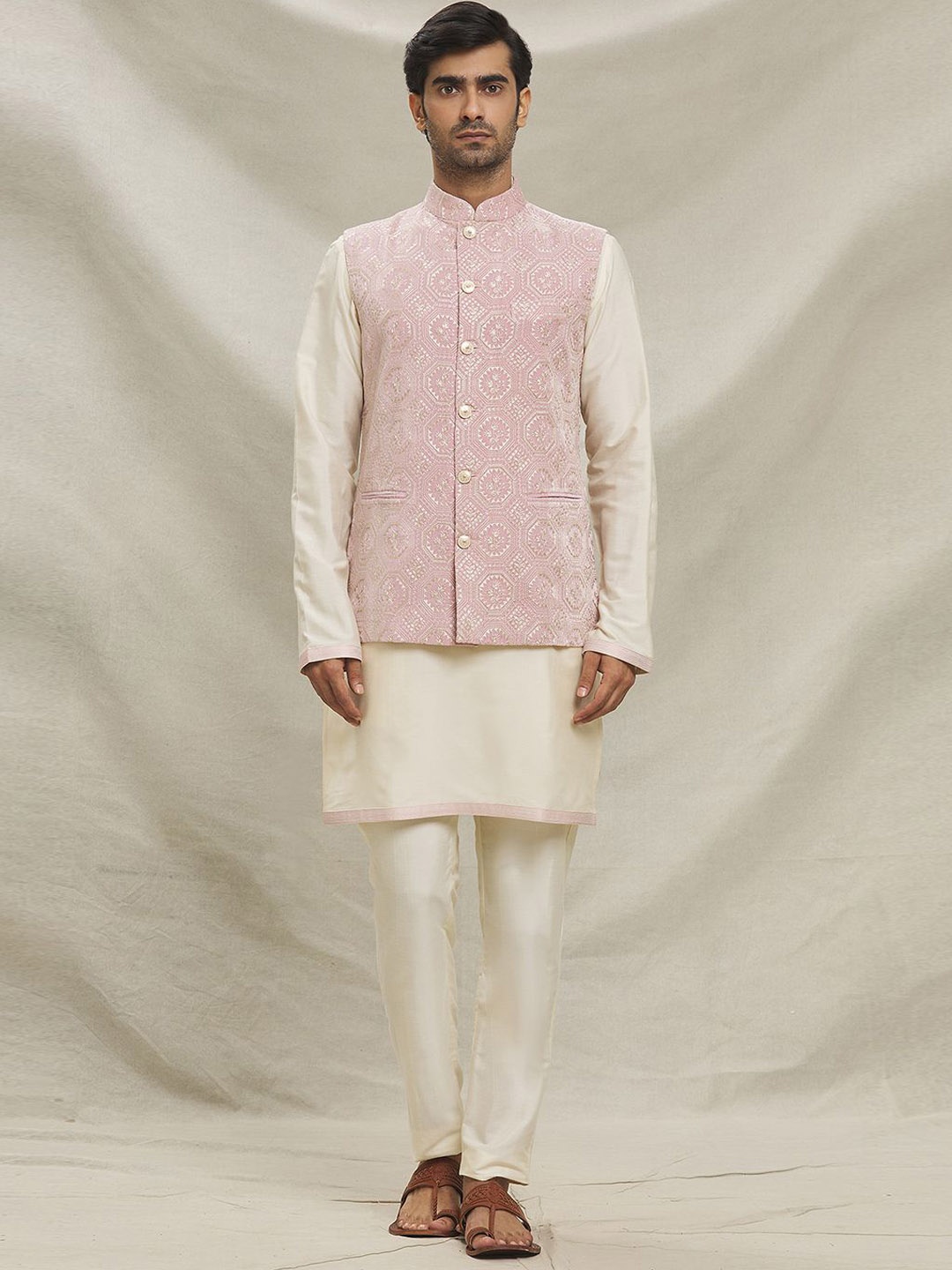 

Arihant Rai Sinha Men Regular Kurta with Trousers, Cream