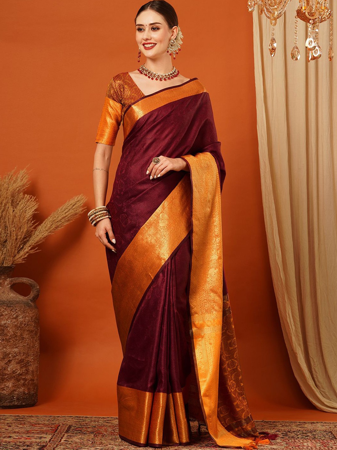 

VILLAGIUS Woven Design Zari Pure Silk Banarasi Saree, Brown