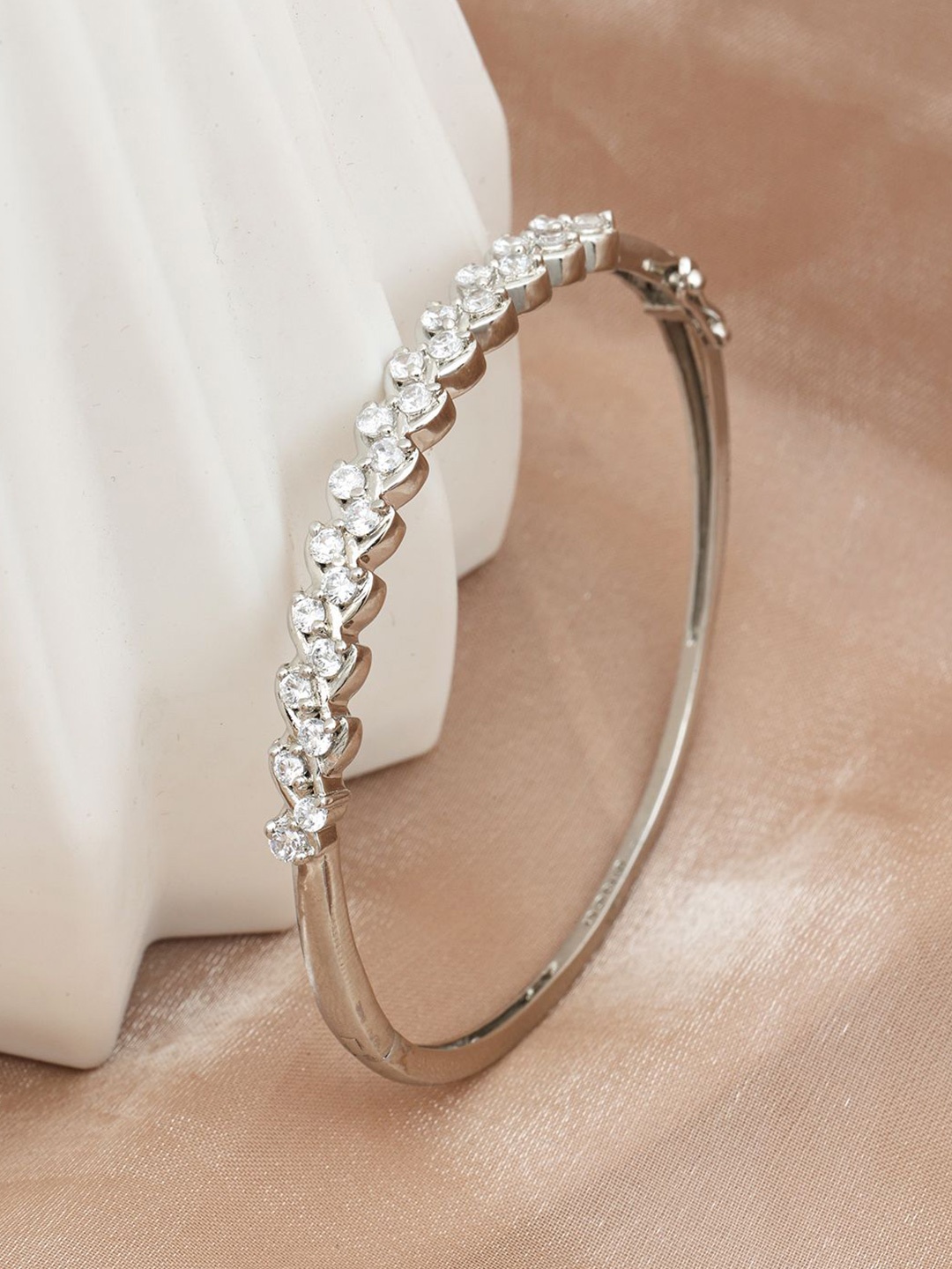 

MAIRA Women Sterling Silver Cubic Zirconia Rhodium-Plated Kada Bracelet