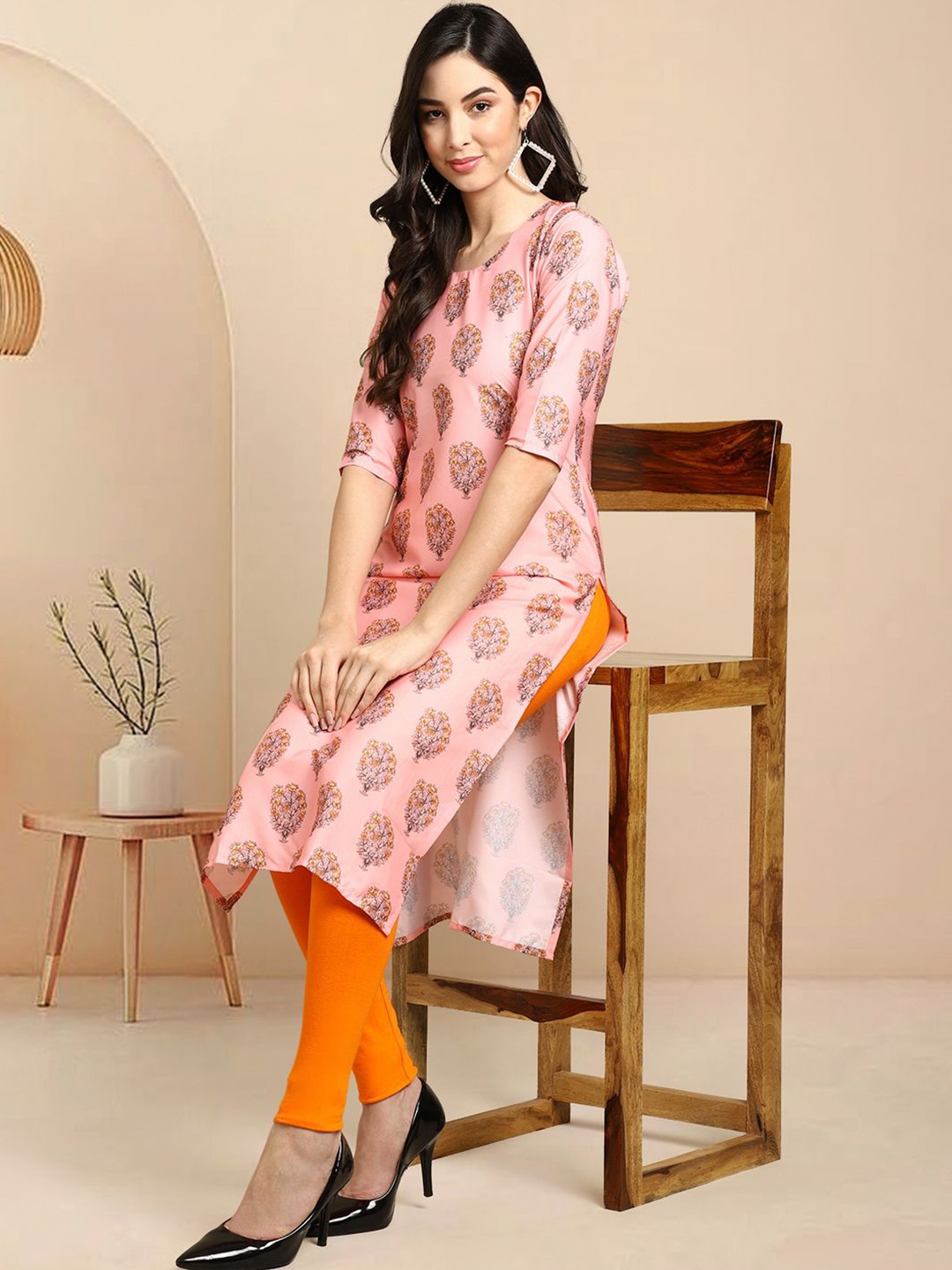 

Moda Rapido Floral Printed Straight Kurta, Pink