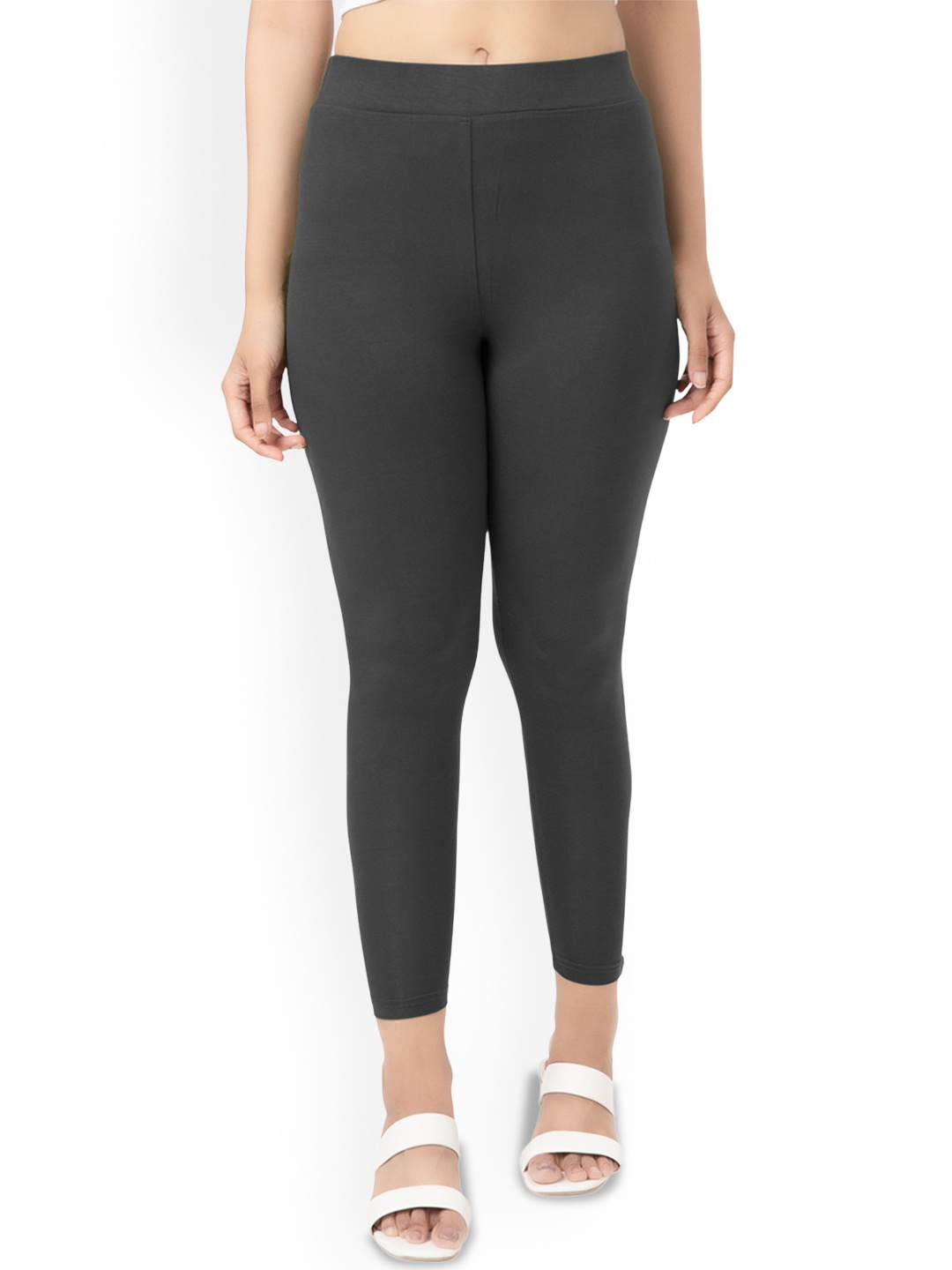 

Selsia Women Pure Cotton Ankle-Length Leggings, Black