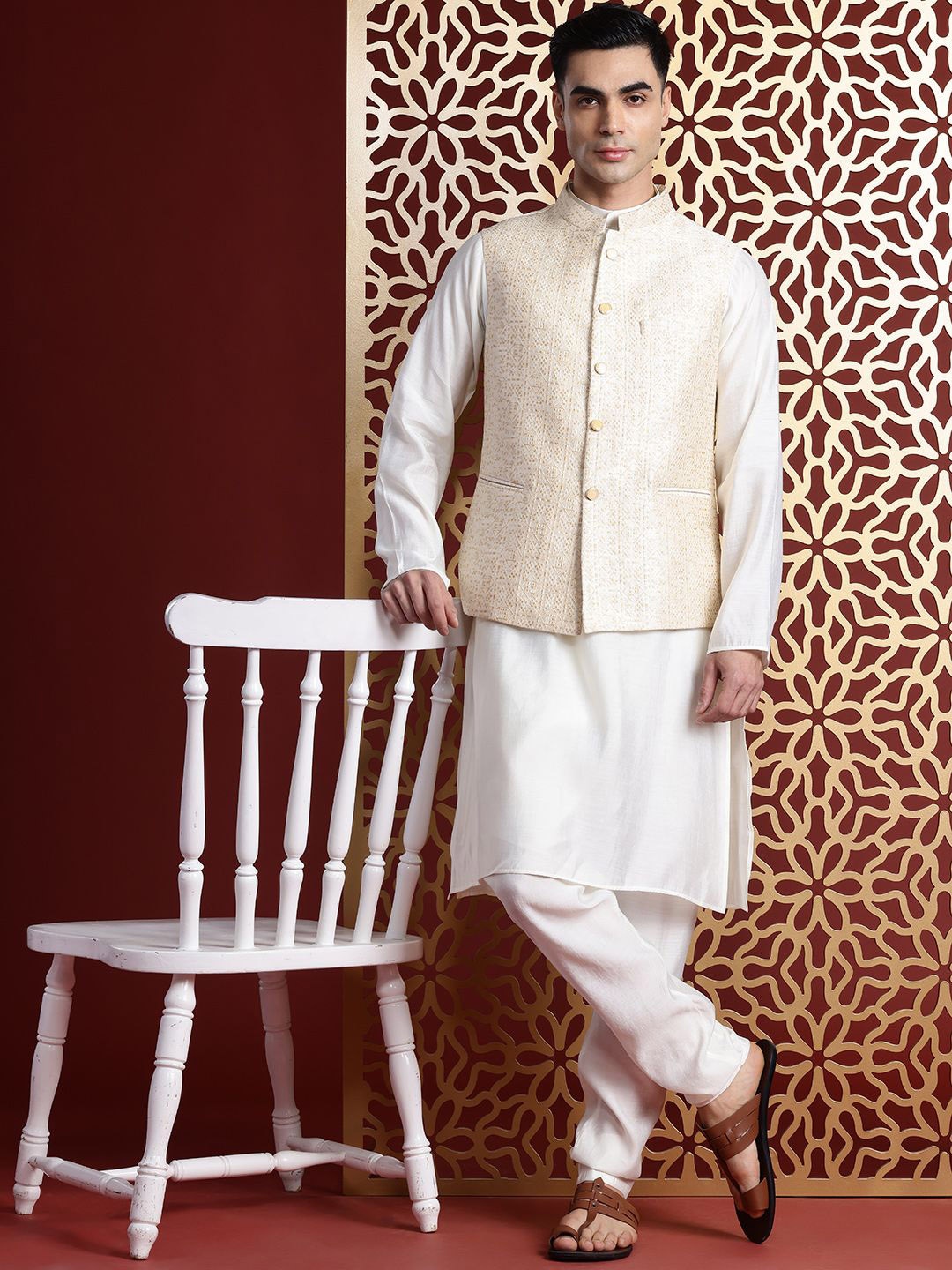 

MANQ Woven Design Nehru Jacket, Cream