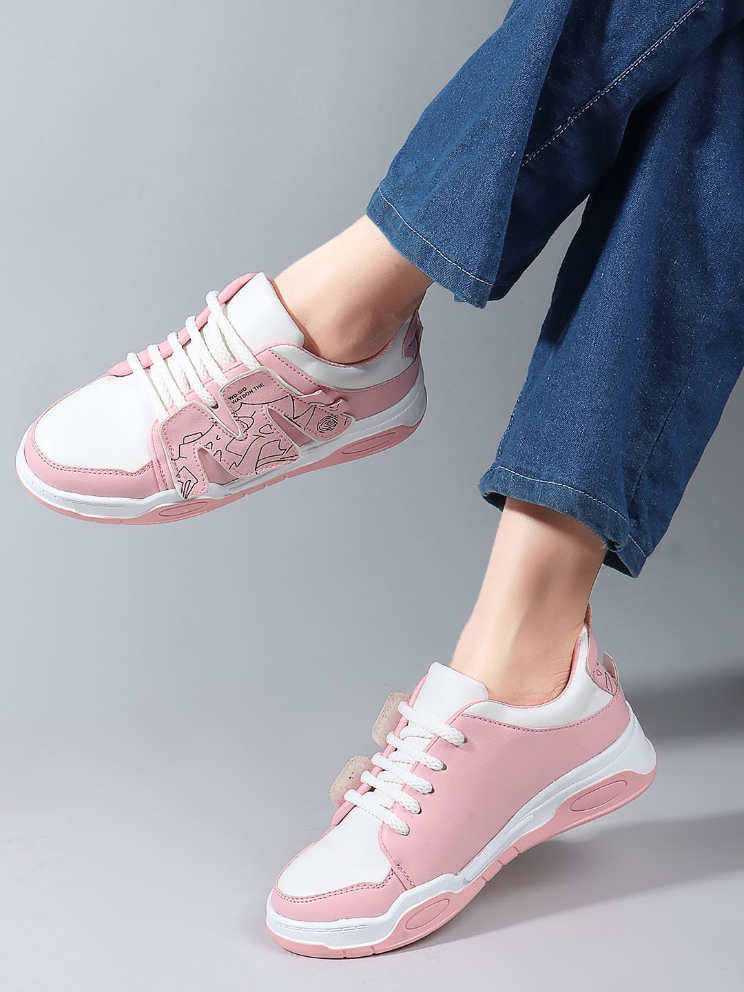 

The Roadster Lifestyle Co Women Running Lace-Ups Shoes, Pink