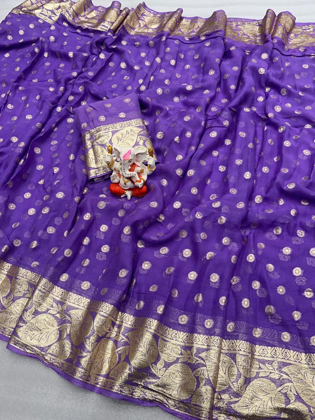 

PAYAL CREATION Woven Design Zari Pure Georgette Saree, Purple