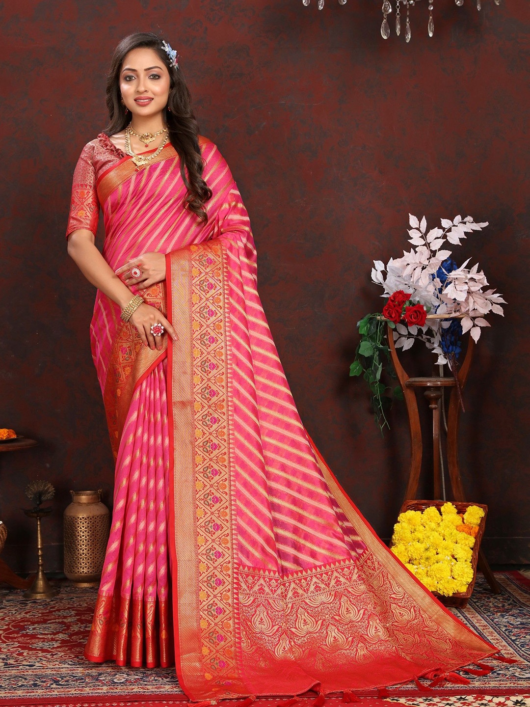 

LeeliPeeri Designer Striped Zari Paithani Saree, Pink